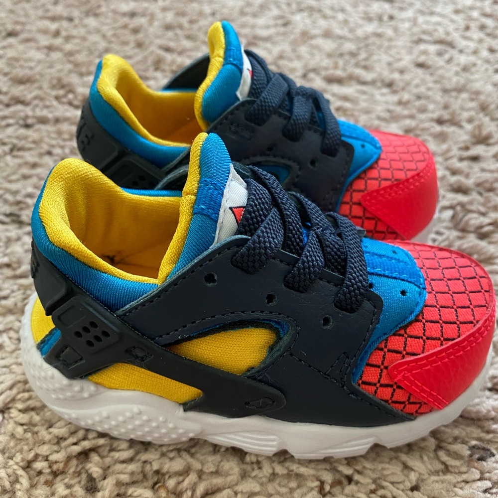 Nike Huarache Run Sneaker